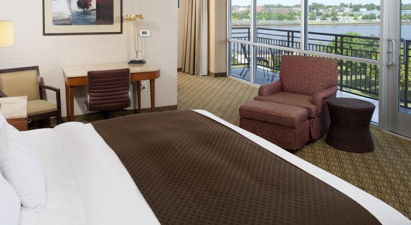 Imagen general del Hotel Doubletree By Hilton Bay City - Riverfront. Foto 3