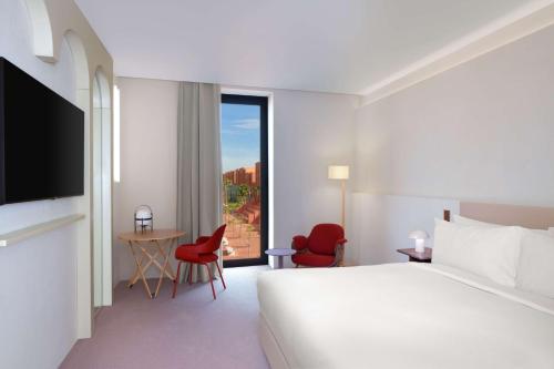 Imagen de la habitación del Hotel Doubletree By Hilton Ben Guerir & Residences. Foto 17