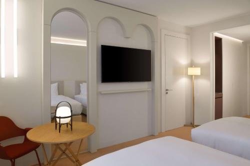 Imagen de la habitación del Hotel Doubletree By Hilton Ben Guerir & Residences. Foto 19