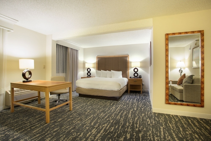 Imagen de la habitación del Hotel Doubletree By Hilton Berkeley Marina. Foto 9