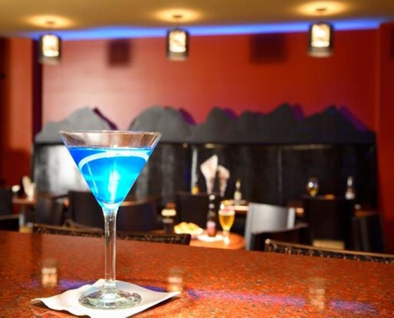 Imagen del bar/restaurante del Hotel Doubletree By Hilton Billings. Foto 3