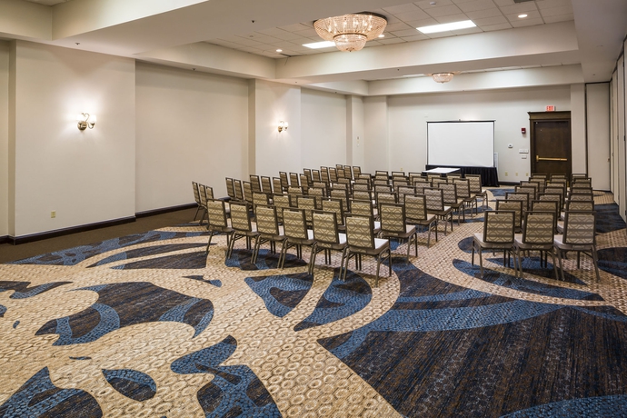 Imagen de los interiores del Hotel Doubletree By Hilton Boston - Milford. Foto 15