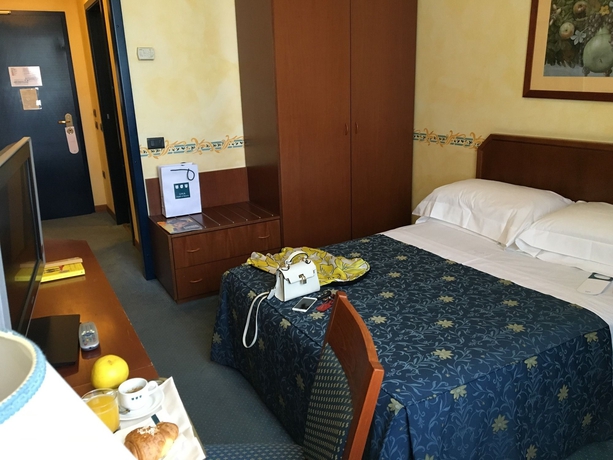 Imagen de la habitación del Hotel Doubletree By Hilton Brescia. Foto 13