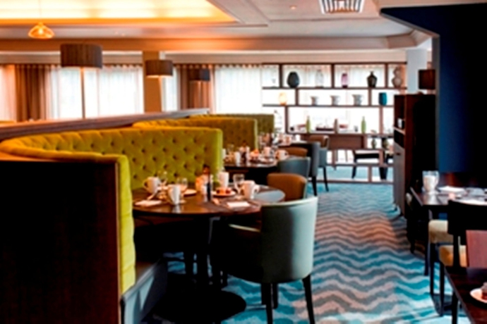 Imagen del bar/restaurante del Hotel Doubletree By Hilton Bristol North. Foto 5