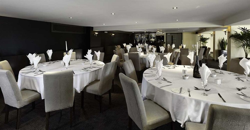 Imagen del bar/restaurante del Hotel Doubletree By Hilton Bristol South - Cadbury House. Foto 5