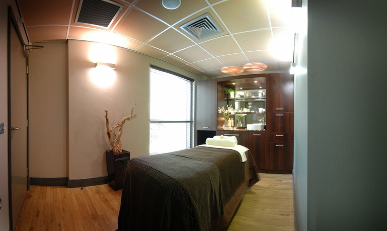 Imagen de los interiores del Hotel Doubletree By Hilton Bristol South - Cadbury House. Foto 15