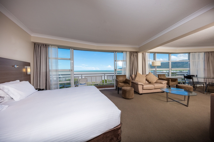 Imagen de la habitación del Hotel Doubletree By Hilton Cairns. Foto 7