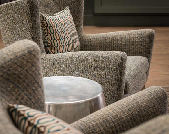 Imagen de los interiores del Hotel Doubletree By Hilton Campbell - Pruneyard Plaza. Foto 15