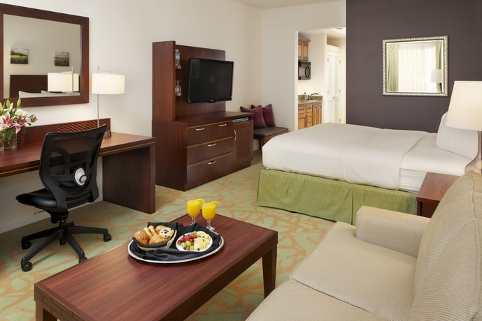 Imagen de la habitación del Hotel Doubletree By Hilton Campbell - Pruneyard Plaza. Foto 9