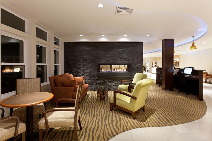Imagen de los interiores del Hotel Doubletree By Hilton Cape Cod - Hyannis. Foto 18