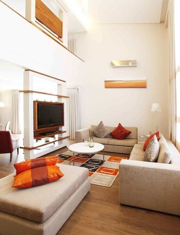 Imagen de los interiores del Hotel Doubletree By Hilton Cape Town - Upper Eastside. Foto 10