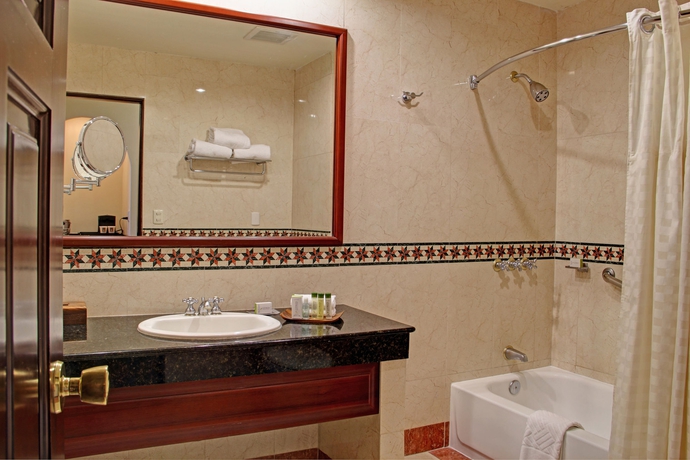 Imagen de la habitación del Hotel Doubletree By Hilton Cariari - San Jose Costa Rica. Foto 3