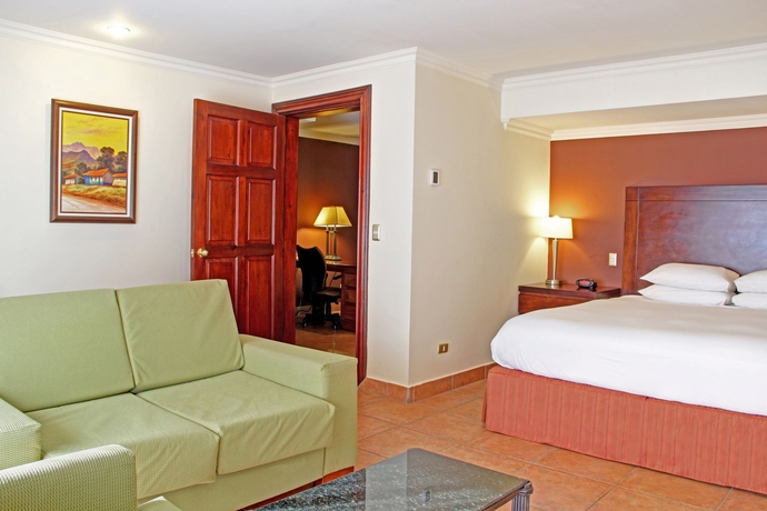 Imagen de los interiores del Hotel Doubletree By Hilton Cariari - San Jose Costa Rica. Foto 10
