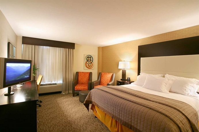 Imagen de la habitación del Hotel Doubletree By Hilton Chattanooga Downtown. Foto 3