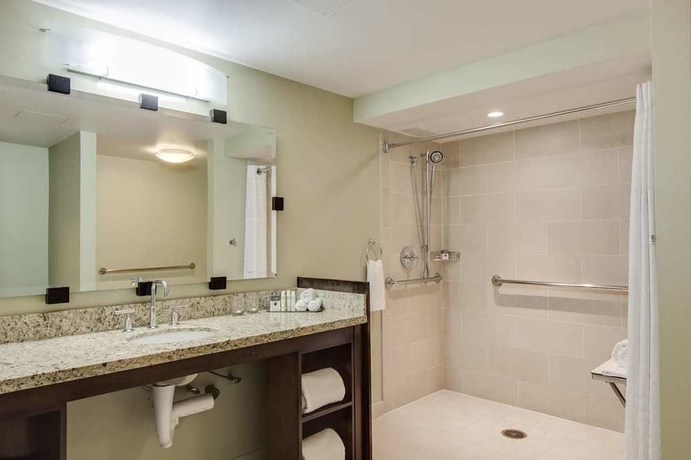 Imagen de la habitación del Hotel Doubletree By Hilton Chicago - Magnificent Mile. Foto 11