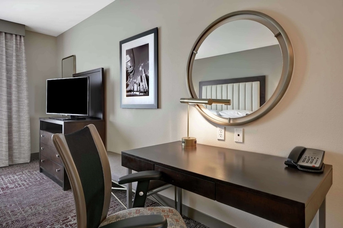 Imagen de la habitación del Hotel Doubletree By Hilton Chicago Midway Airport. Foto 4