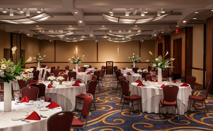 Imagen de los interiores del Hotel Doubletree By Hilton Chicago - Oak Brook. Foto 9