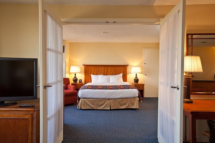 Imagen de los interiores del Hotel Doubletree By Hilton Chicago - Oak Brook. Foto 11