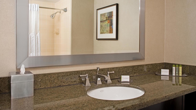 Imagen de la habitación del Hotel Doubletree By Hilton Chicago - Schaumburg. Foto 9