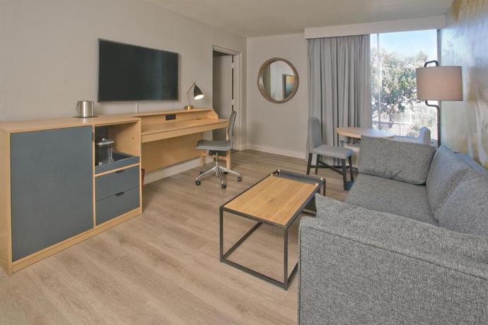 Imagen general del Hotel Doubletree By Hilton Chico. Foto 8