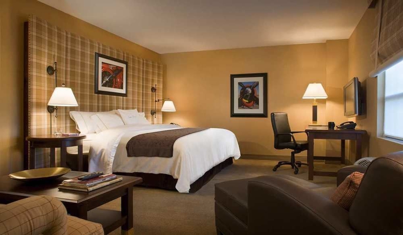 Imagen de la habitación del Hotel Doubletree By Hilton Cincinnati Airport. Foto 6