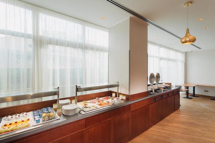 Imagen general del Hotel Doubletree By Hilton Cluj – City Plaza. Foto 3