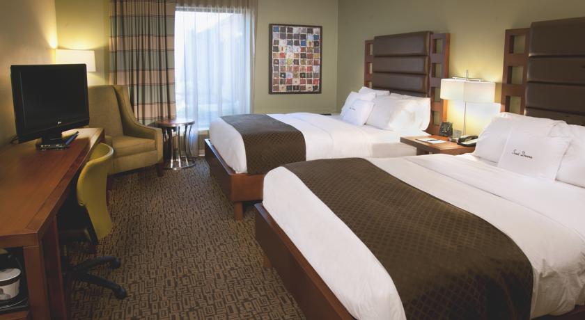 Imagen general del Hotel Doubletree By Hilton Collinsville - St. Louis. Foto 11