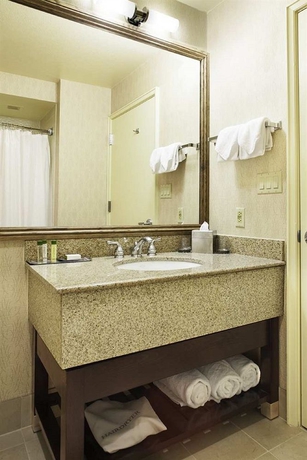 Imagen de la habitación del Hotel Doubletree By Hilton Colorado Springs. Foto 3