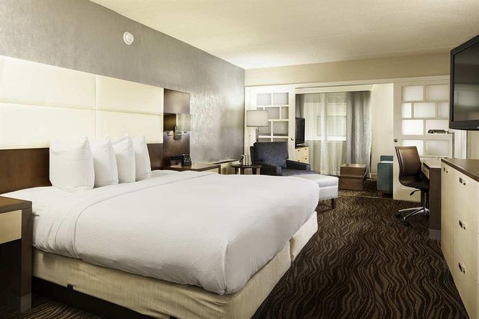 Imagen de los interiores del Hotel Doubletree By Hilton Columbia. Foto 8