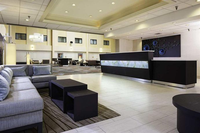 Imagen de los interiores del Hotel Doubletree By Hilton Columbia. Foto 9