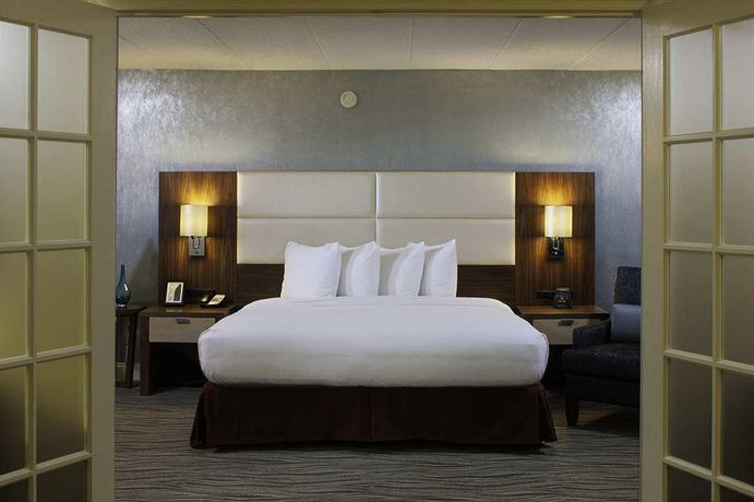 Imagen de los interiores del Hotel Doubletree By Hilton Columbia. Foto 10
