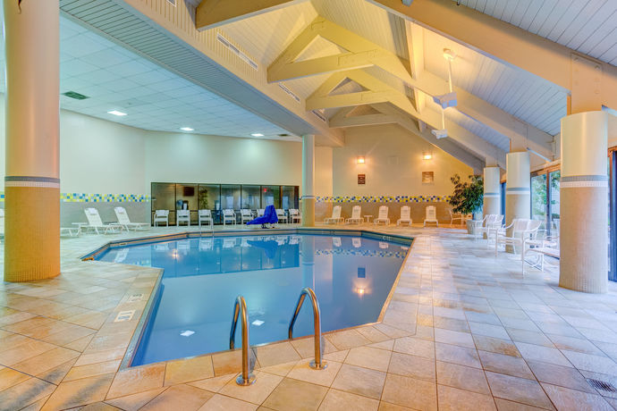 Imagen del bar/restaurante del Hotel Doubletree By Hilton Columbus Dublin. Foto 4