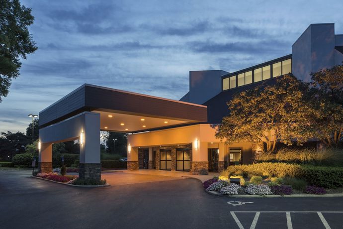 Imagen de los interiores del Hotel Doubletree By Hilton Columbus Dublin. Foto 15