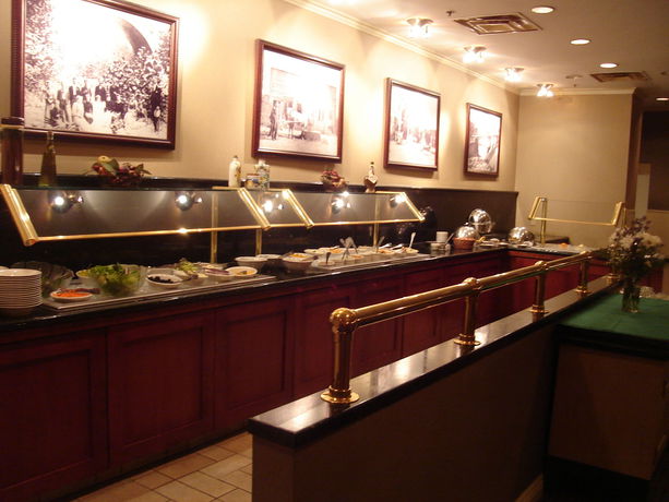 Imagen del bar/restaurante del Hotel Doubletree By Hilton Columbus Dublin. Foto 6