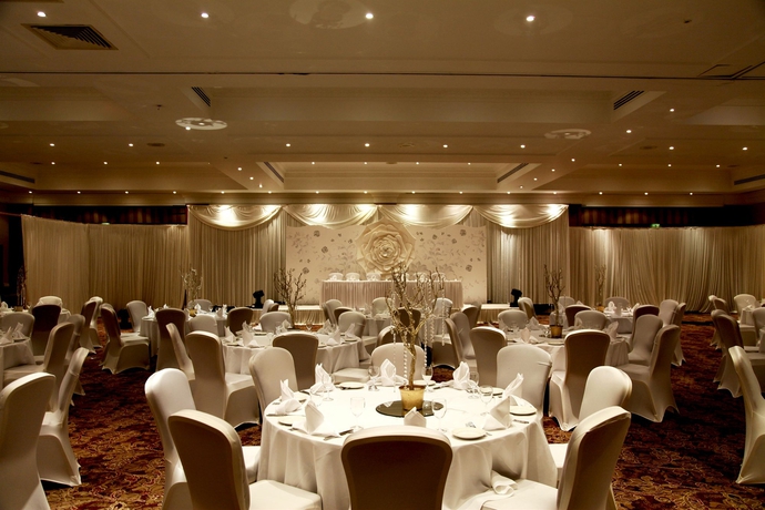 Imagen de los interiores del Hotel Doubletree By Hilton Coventry. Foto 12