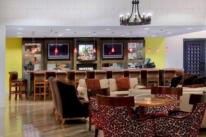 Imagen de los interiores del Hotel Doubletree By Hilton Dallas - Campbell Centre. Foto 6