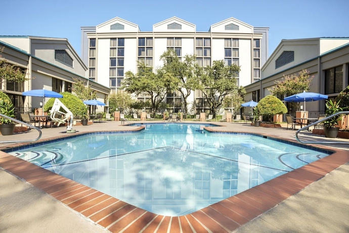Imagen de la piscina del Hotel Doubletree By Hilton Dallas - Dfw Airport North. Foto 19