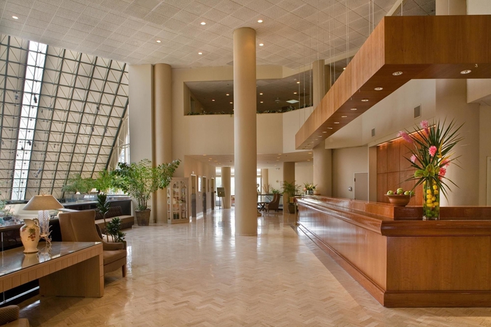 Imagen de los interiores del Hotel Doubletree By Hilton Dallas Near The Galleria. Foto 11