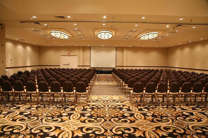 Imagen de los interiores del Hotel Doubletree By Hilton Dallas - Richardson. Foto 11
