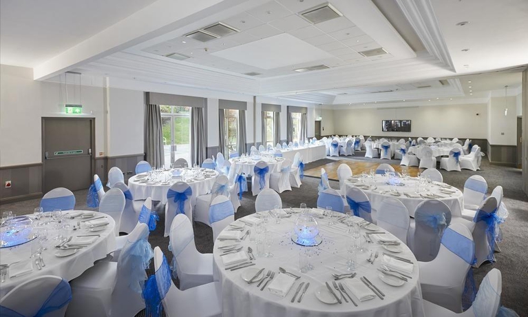 Imagen general del Hotel Doubletree By Hilton Dartford Bridge. Foto 5