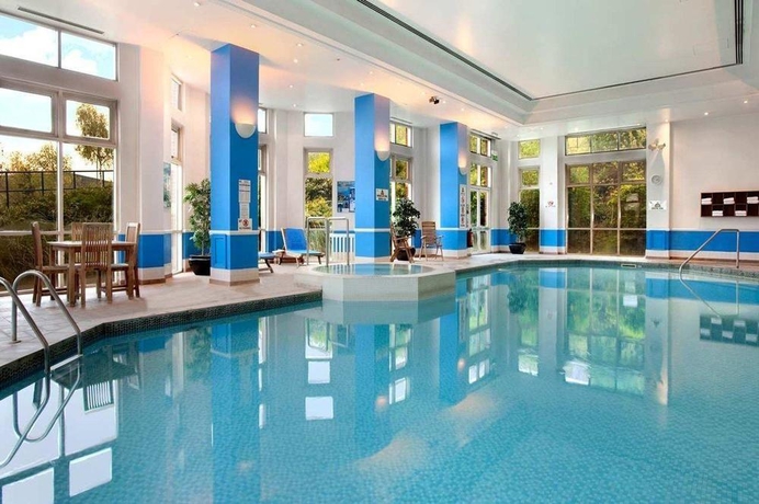 Imagen general del Hotel Doubletree By Hilton Dartford Bridge. Foto 10