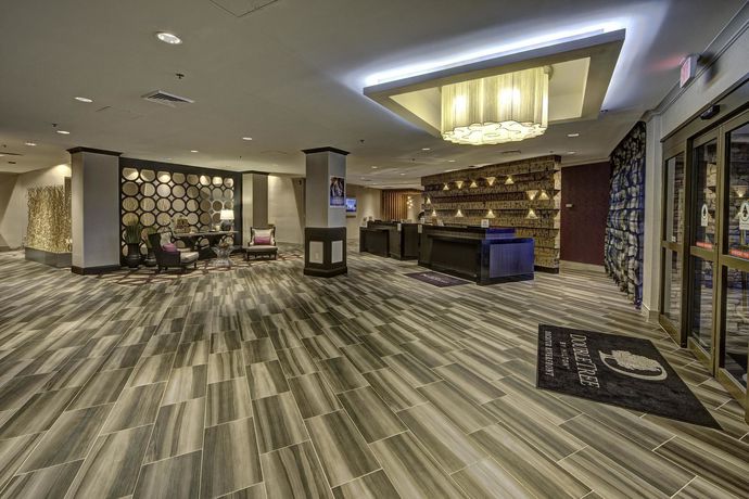 Imagen de la habitación del Hotel Doubletree By Hilton Decatur Riverfront. Foto 6