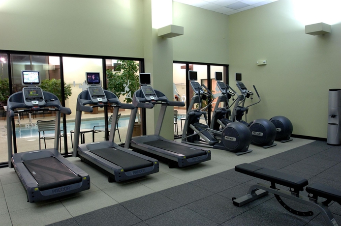 Imagen de los interiores del Hotel Doubletree By Hilton Detroit - Dearborn. Foto 4