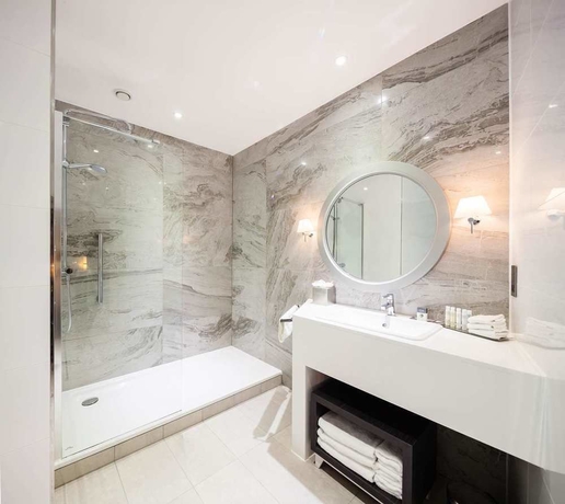 Imagen de la habitación del Hotel Doubletree By Hilton Edinburgh City Centre. Foto 14