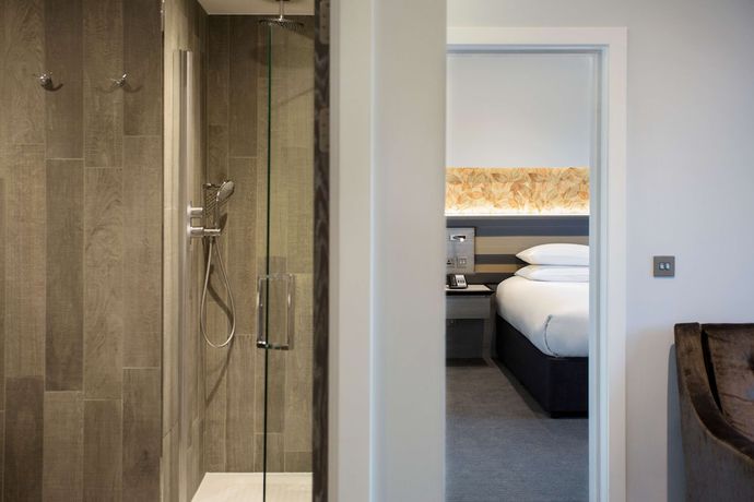 Imagen de la habitación del Hotel Doubletree By Hilton Edinburgh - Queensferry Crossing. Foto 3