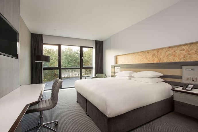 Imagen de la habitación del Hotel Doubletree By Hilton Edinburgh - Queensferry Crossing. Foto 10