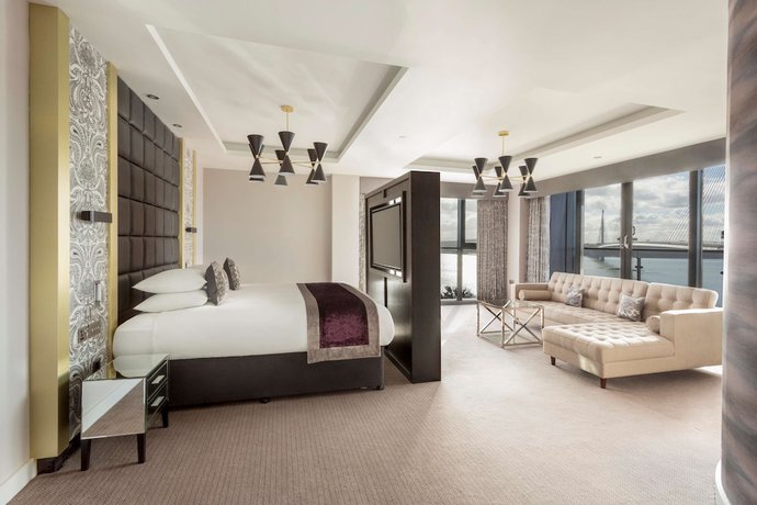 Imagen de la habitación del Hotel Doubletree By Hilton Edinburgh - Queensferry Crossing. Foto 13