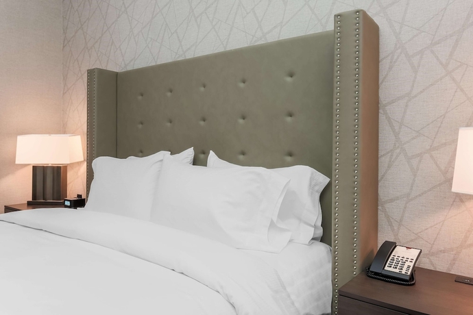 Imagen de la habitación del Hotel Doubletree By Hilton Evansville. Foto 3