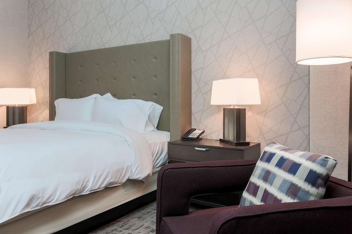 Imagen de la habitación del Hotel Doubletree By Hilton Evansville. Foto 4