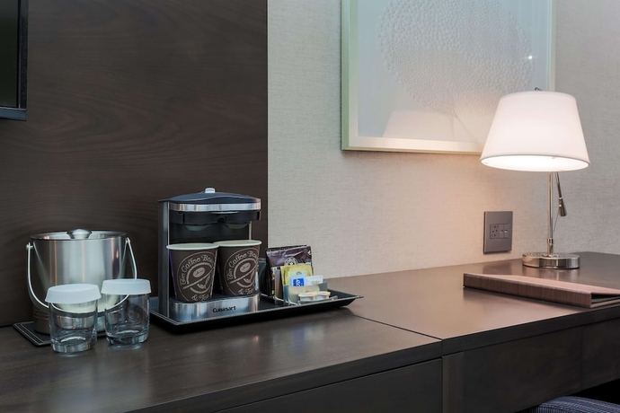 Imagen de la habitación del Hotel Doubletree By Hilton Evansville. Foto 9